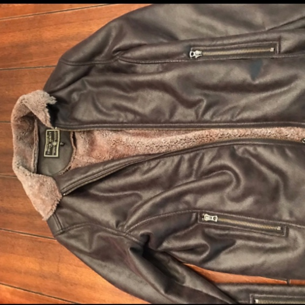 American Outdoor Company “True Grit” Men’s Medium